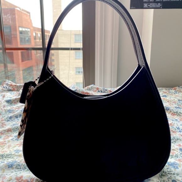 Coachtopia Black Ergo Bag NWOT - Picture 2 of 6